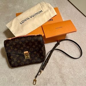 Authentic Louis Vuitton Pochette Métis
